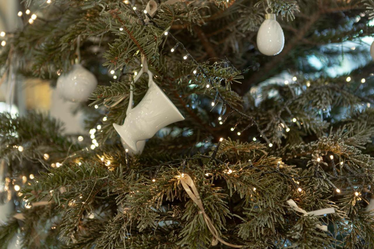 Maison Albar Hotels L'Imperator Ним Экстерьер фото A bell ornament on a Christmas tree