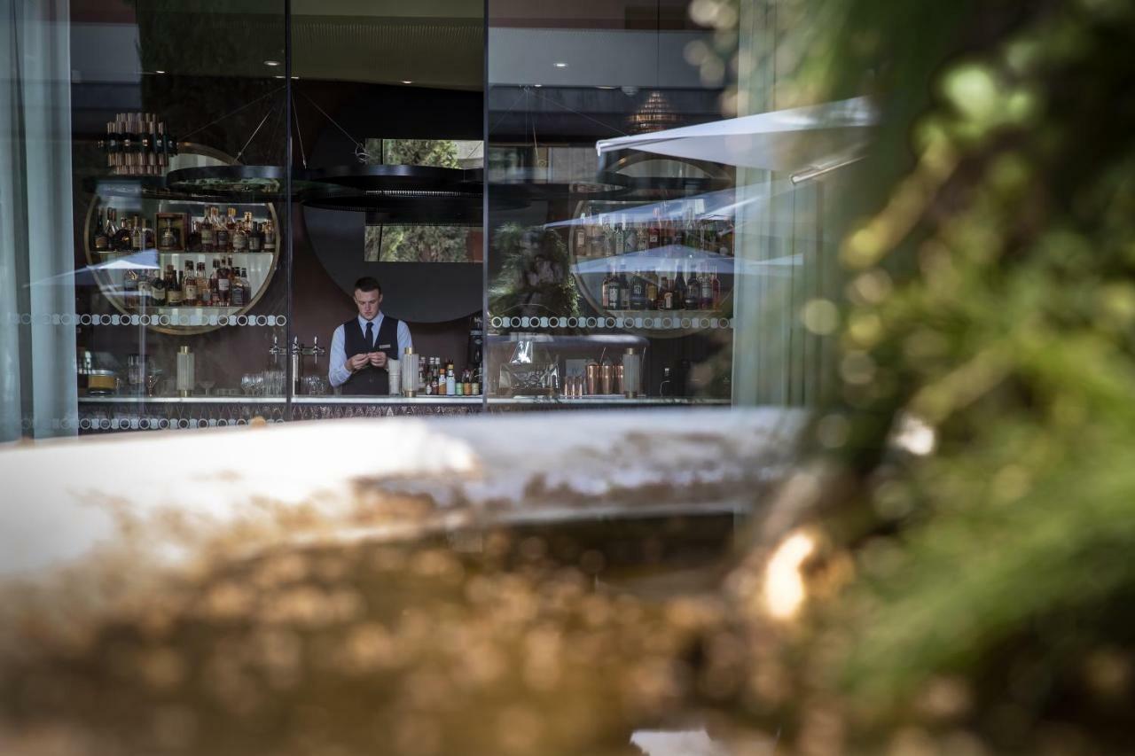 Maison Albar Hotels L'Imperator Ним Экстерьер фото The bar at the hotel