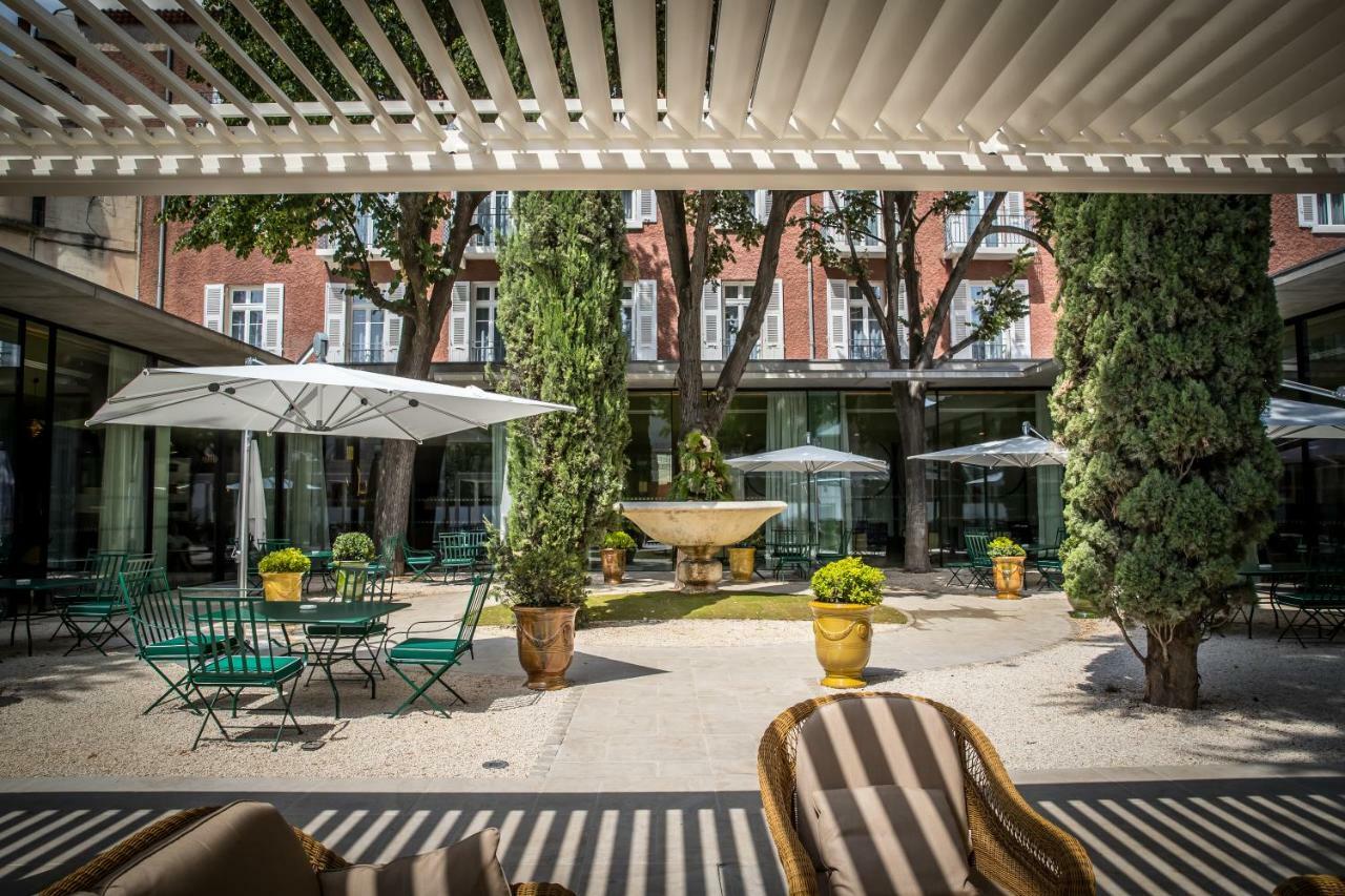 Maison Albar Hotels L'Imperator Ним Экстерьер фото The courtyard of the hotel